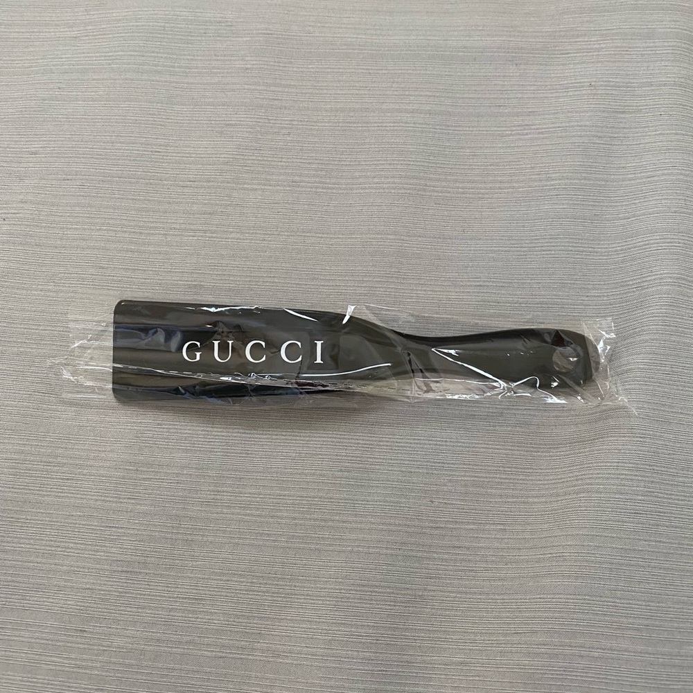 GUCCI Shoe horn- brand new